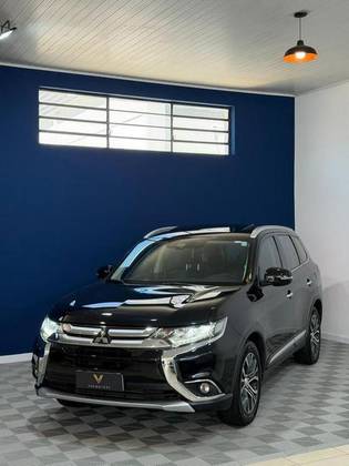 MITSUBISHI OUTLANDER 2.2 4X4 16V DIESEL 4P AUTOMÁTICO